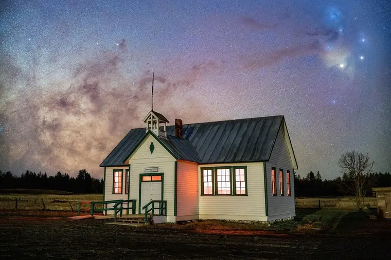 Old Schoolhouse Friend Oregon Antares and Rho Ophiuchi
